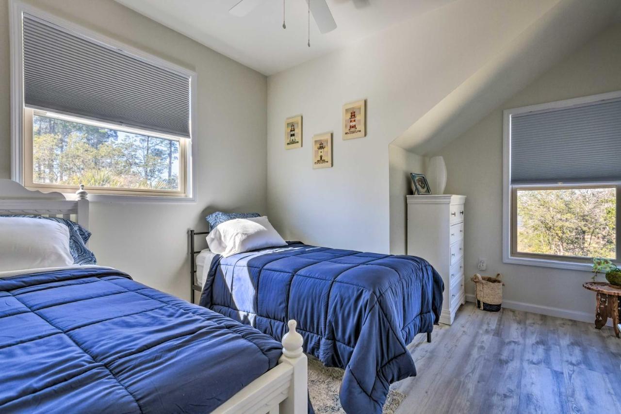 East Bay Vacation Rental With Dock! Наваре Екстериор снимка